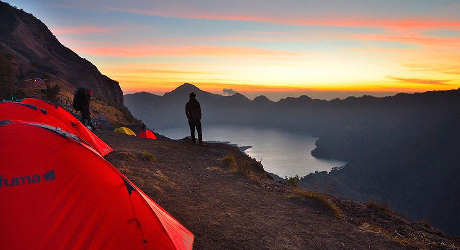 Mendaki gunung Rinjani paket 3 hari 2 malam mulai dari Sembalun