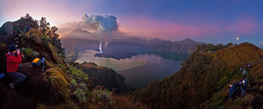Plawangan Senaru Crater Rim and altitude 2641m - Mount Rinjani