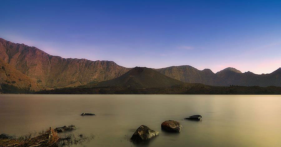 Lake Segara Anak altitude 2000 m