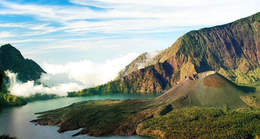 Lake Segara Anak high 2000 meters Mount Rinjani